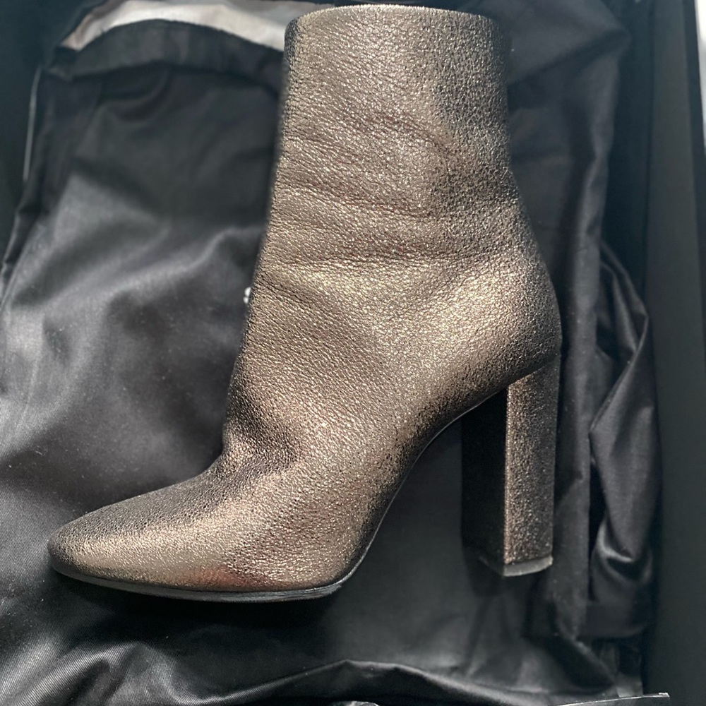 Ysl - Saint Laurent - Yves Saint Laurent Ankle Boots View 3
